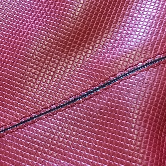 SOLD. 💕Bottega Veneta Red Leather Intrecciato Hobo Bag - Picture 15 of 15